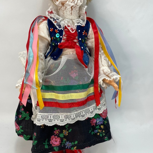 European Ethnic Dressed Sleepy Eye Vinyl Doll Short Blond Hair Ribbons 18" Tall - Picture 3 of 15